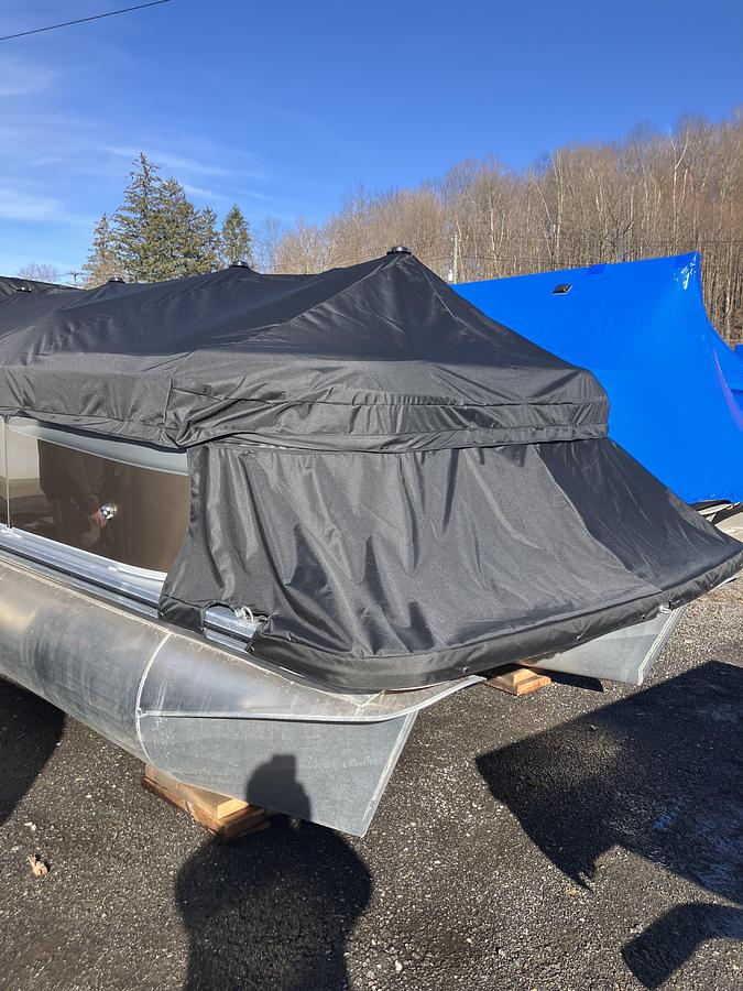 2026 Avalon VLS Quad Lounge 2180