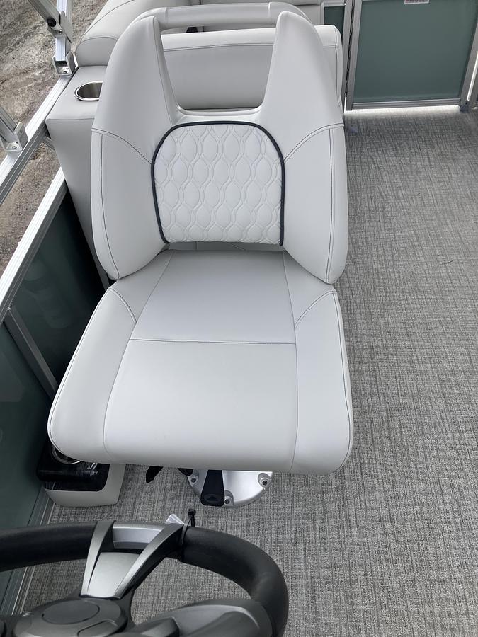 2026 Avalon VLS Quad Lounge