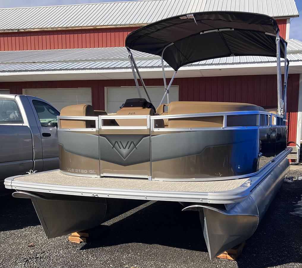 2026 Avalon VLS Quad Lounge 2180