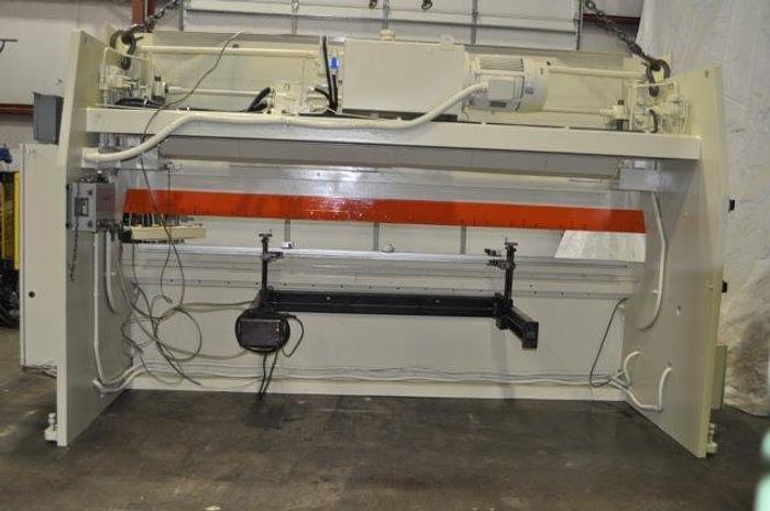 Used 121 TON x 13´ KOMATSU CNC HYDRAULIC PRESS BRAKE