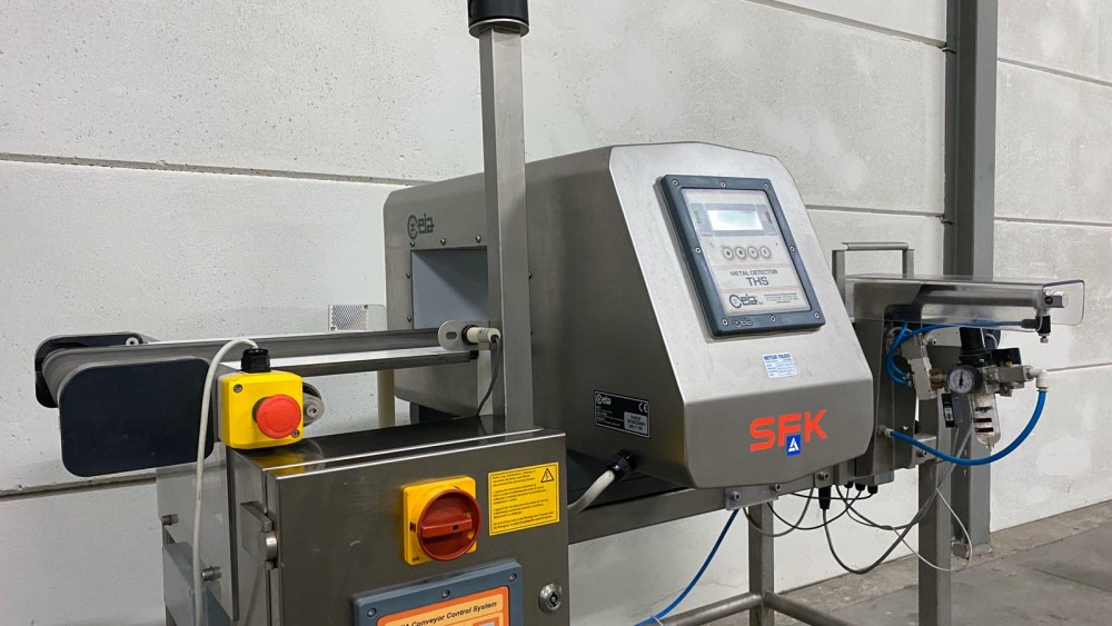 Used Ceia THS/3F metal detector