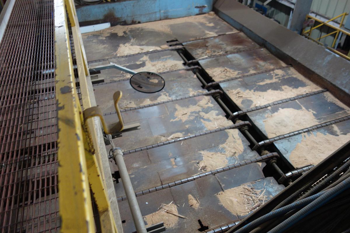 Used L-M Equipment 2 Saw Timber Deck