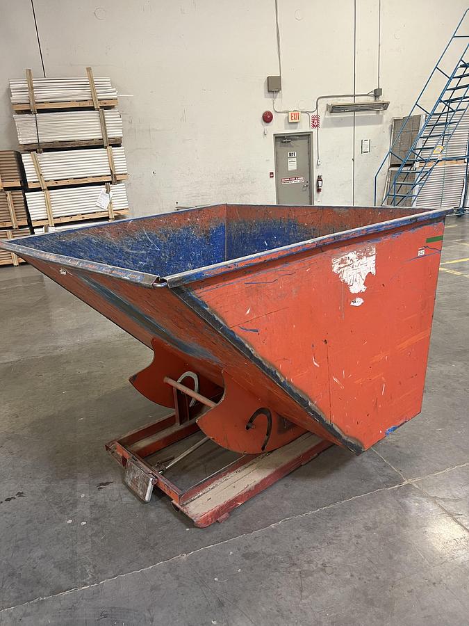 Used Self Dump Hopper Bins