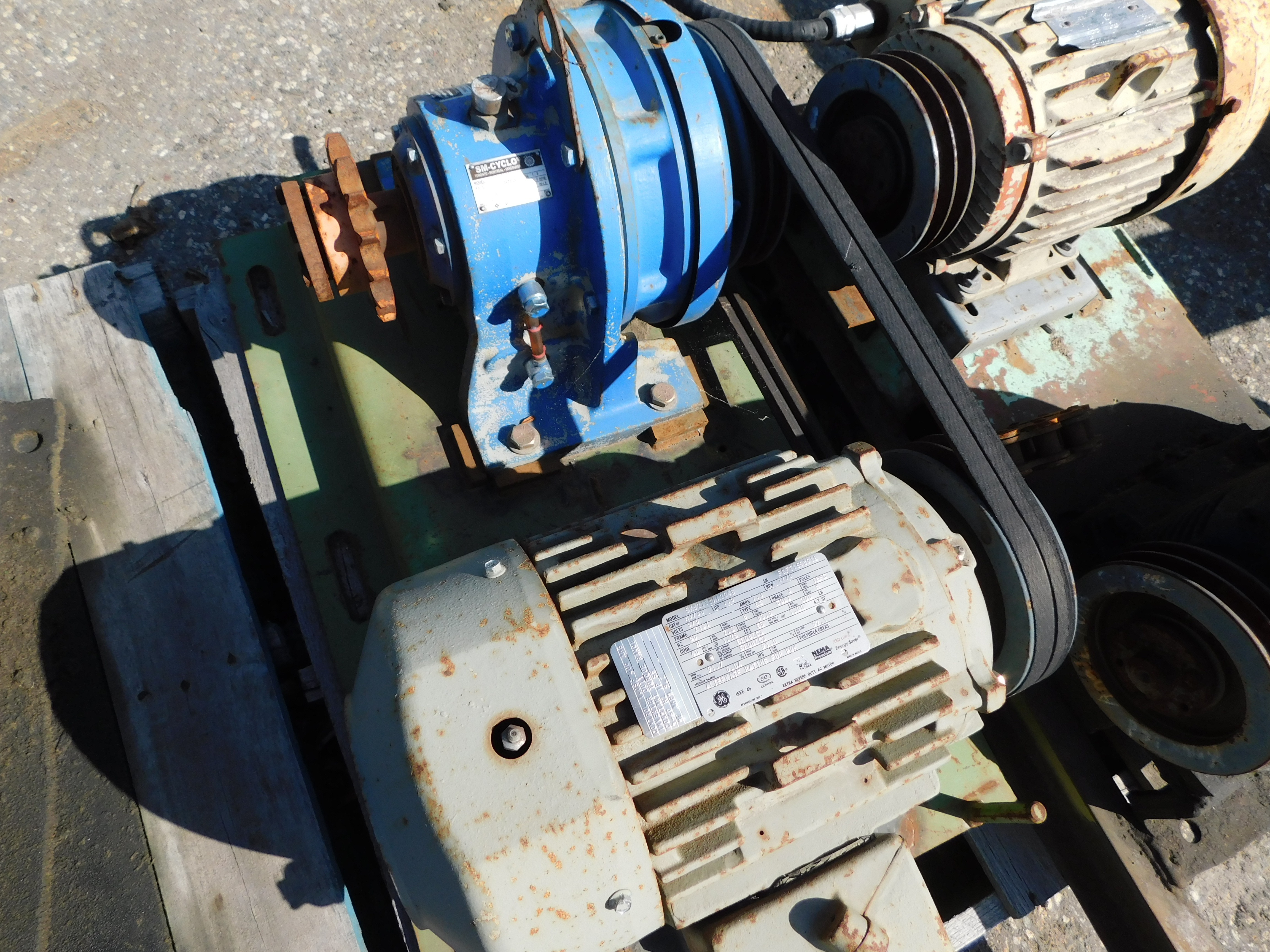 Used SM-CYCLO  REDUCERS
