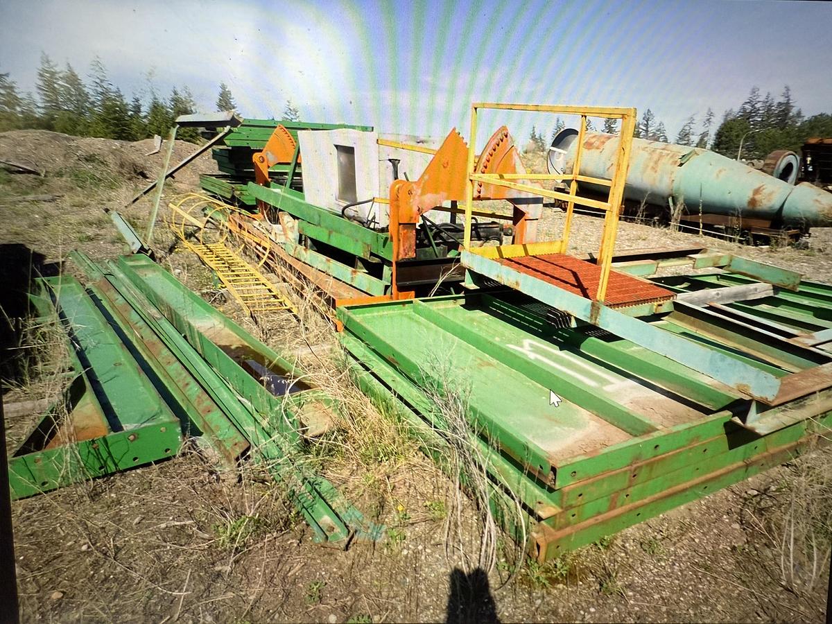 Used 30 Unit Chip Bin