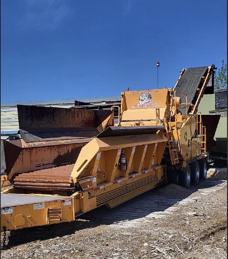 Used 2009  Bandit Beast  3680 Horizontal Grinder