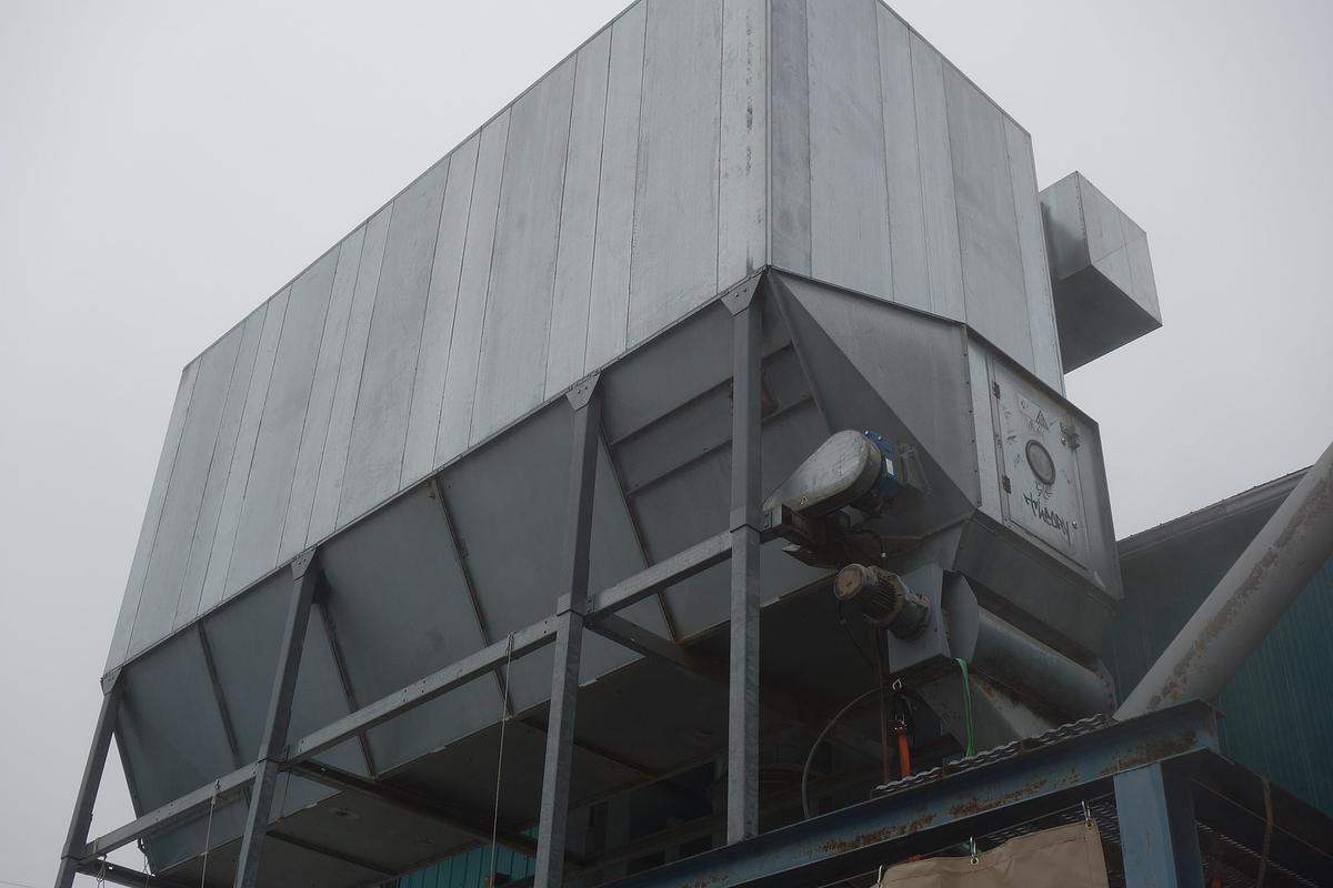 Used Dantherm Disa  NFK-4HJ-1BL Baghouse Dust Collector