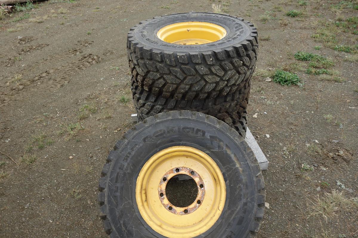 Used 2022 John Deere  244L Wheel Loader