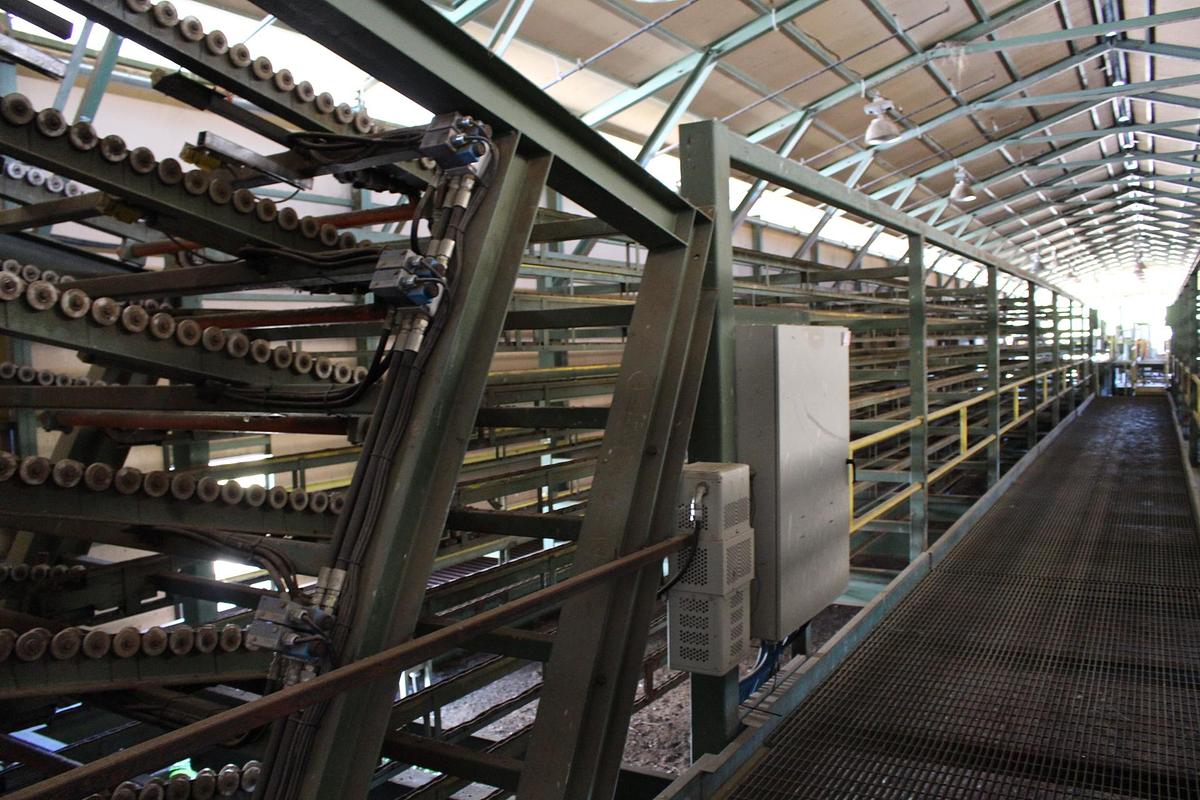 Used CARRIER STUD MILL 7 TRAY LUMBER SORTER