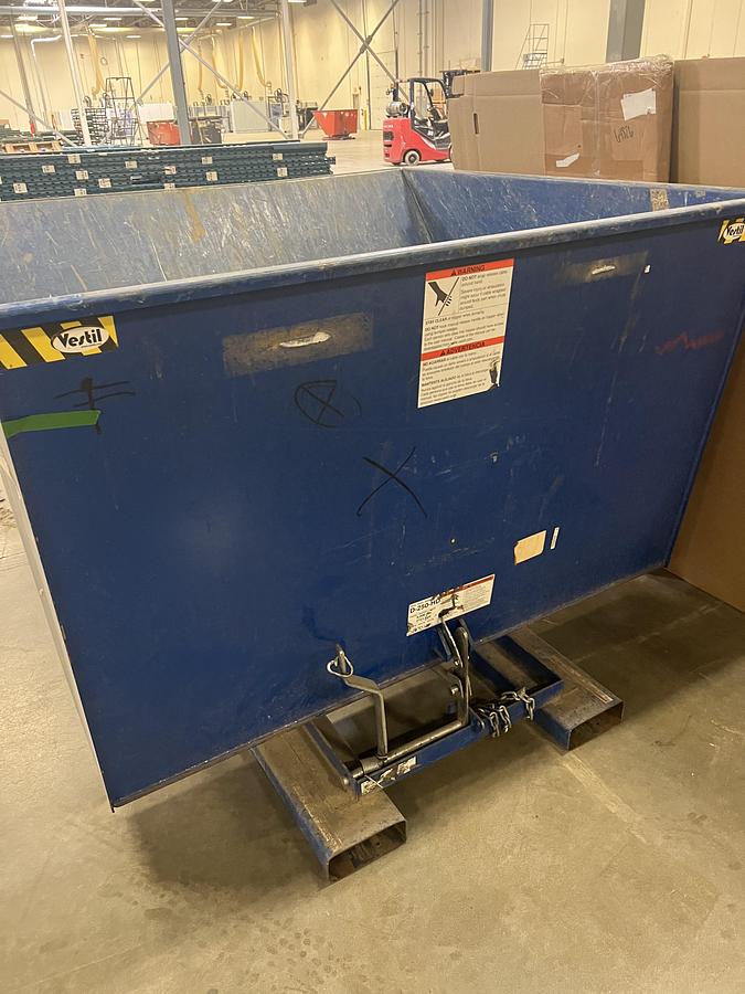 Used Self Dump Hopper Bins
