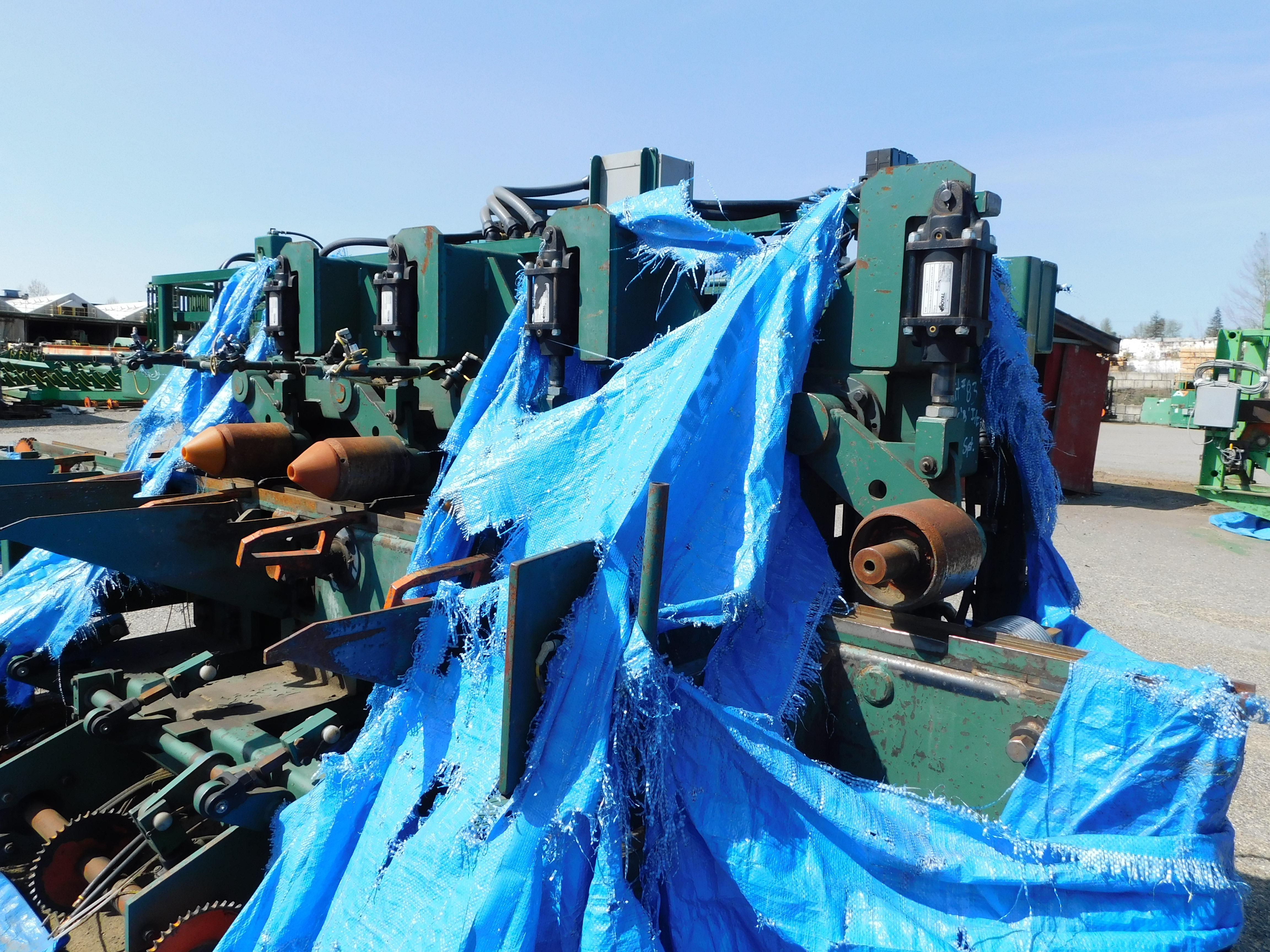 Used USNR  4TA30 TOP ARBOUR 5 SAW REMAN EDGER