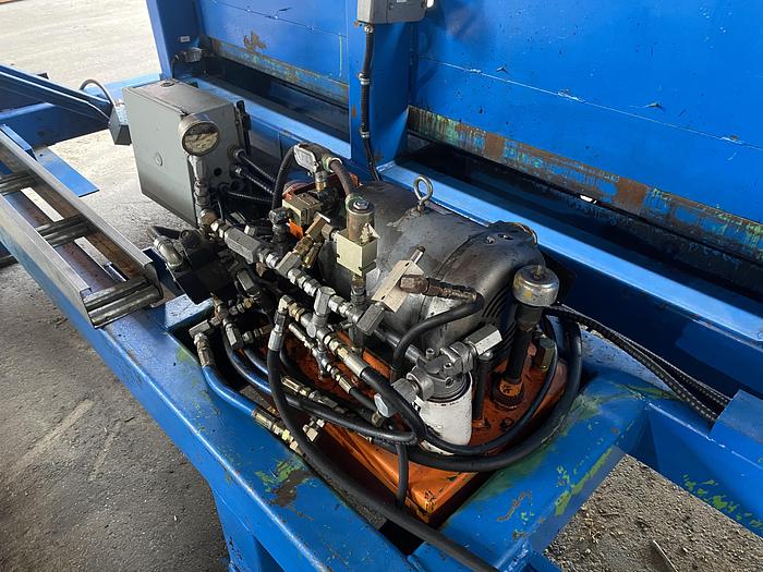 Used Hydraulic Tilt Hoist 12'