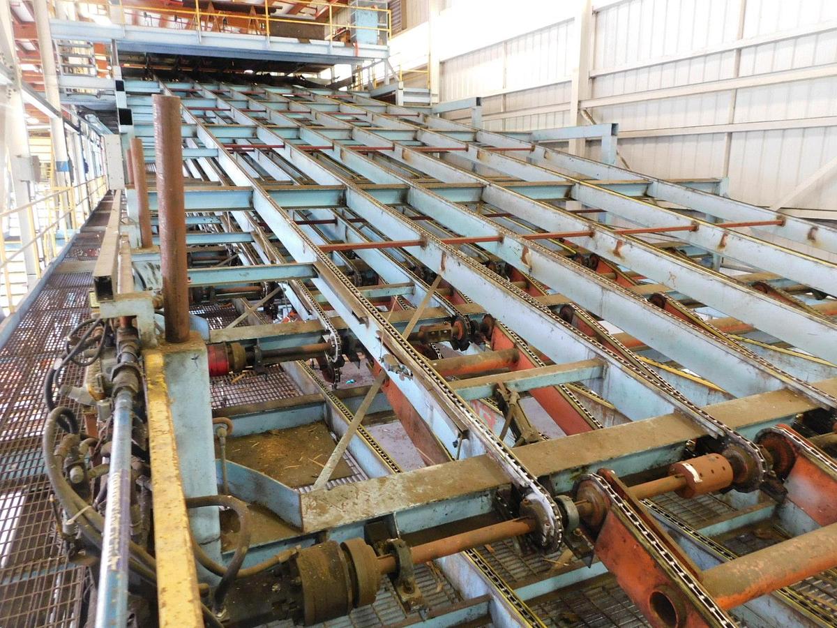 Used Newnes  24 Slant Tray Lumber Sorter