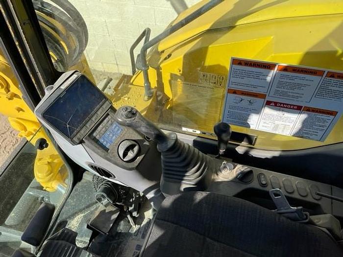Used 2014 Komatsu PC88-MR-8/ With HTD Thumb