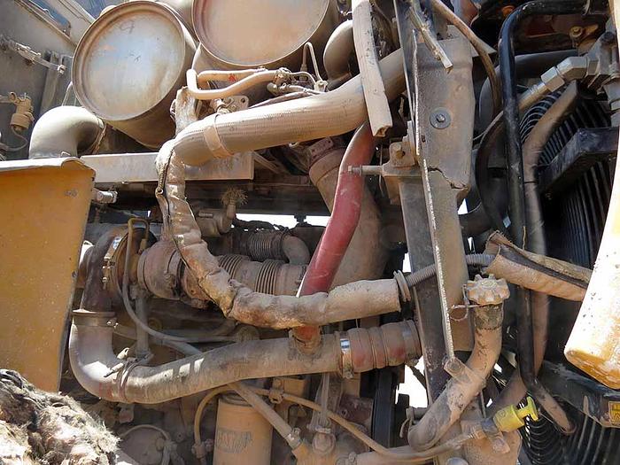 Used 2015 CATERPILLAR 966M