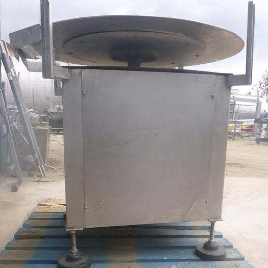 Used Table, Accumulation, 36", S/st, 1/4 HP, C/st frame #S743687