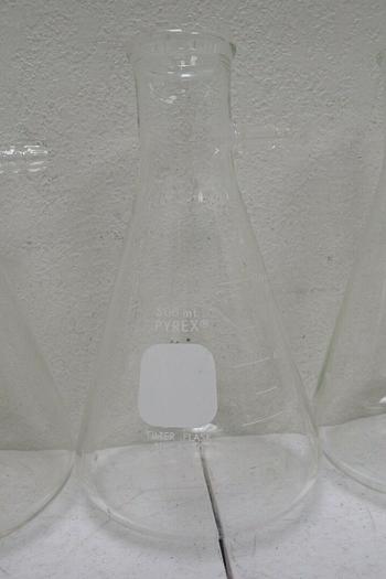 Used Lot of 5 Pyrex 5340 500mL Glass Filter Flasks