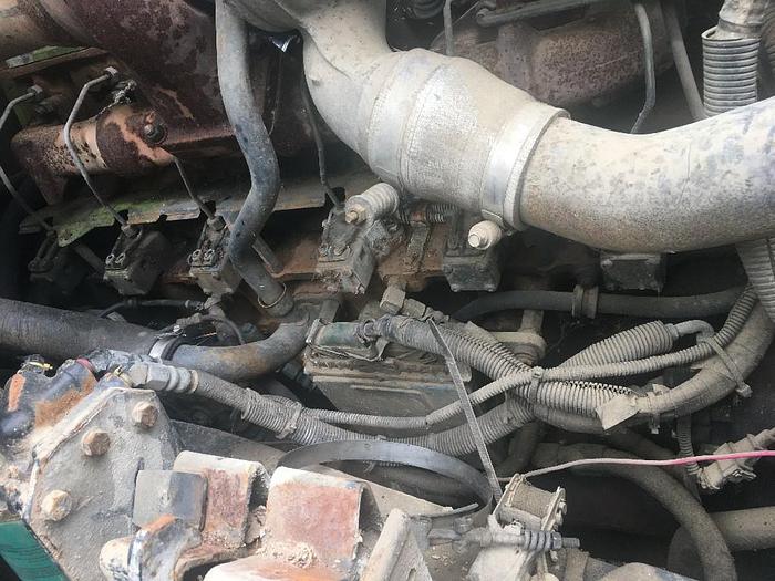 Used 2000 Mack MR688S