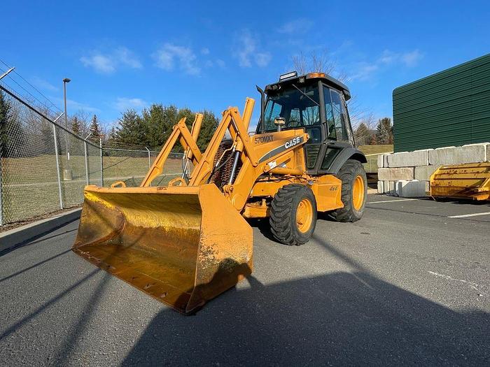Used 2003 CASE 570M XT