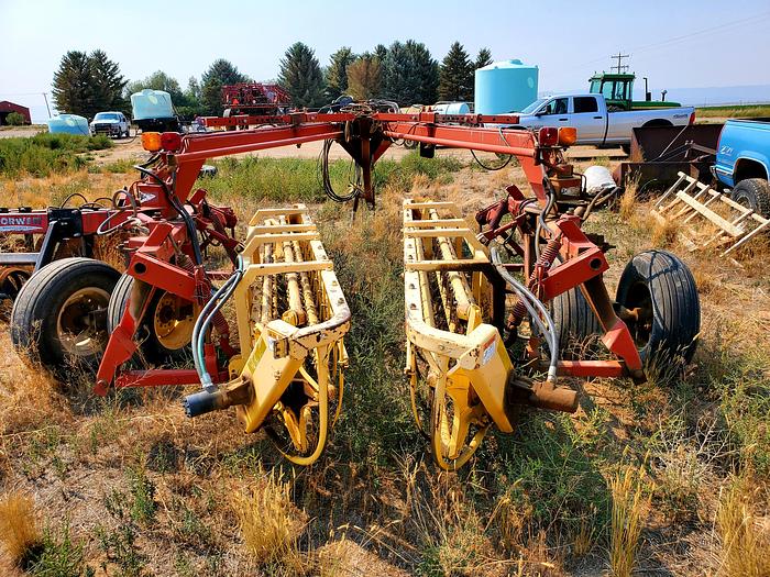 Used 2006 New Holland 216 Rake