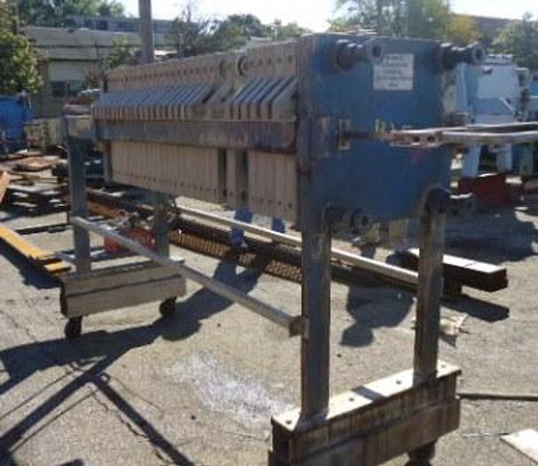 Used 8 CU. FT. MET-CHEM FILTER PRESS - 630 MM - NON-GASKETED - CORNER FEED
