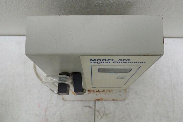 Used Fisher Scientific Model 520 Digital Flowmeter Flow Meter