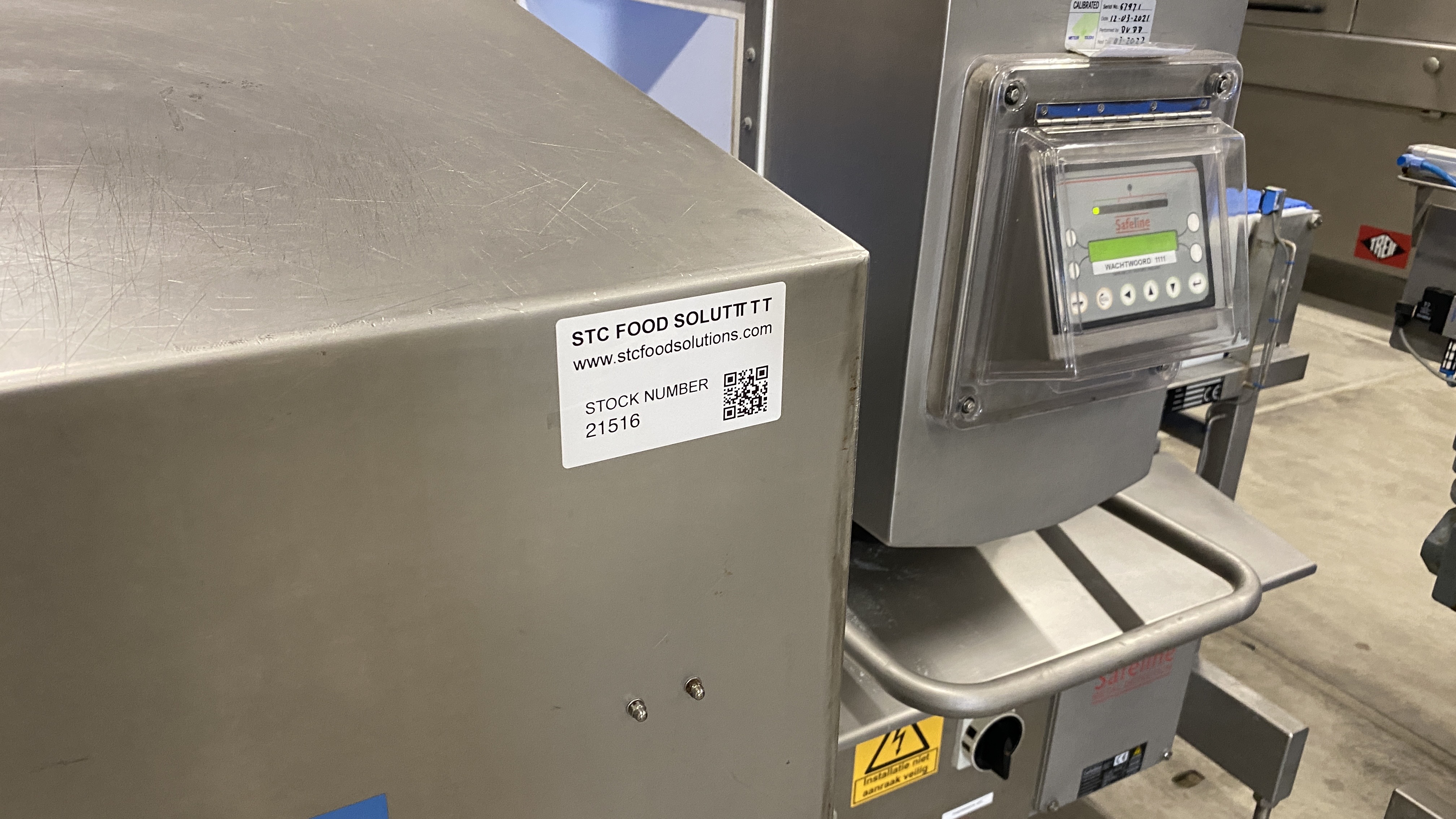 Used Safeline metaldetector for bulk