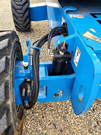 Used 2014 Genie Z60/34 Articulated Boom Lift ** 747 Hrs **