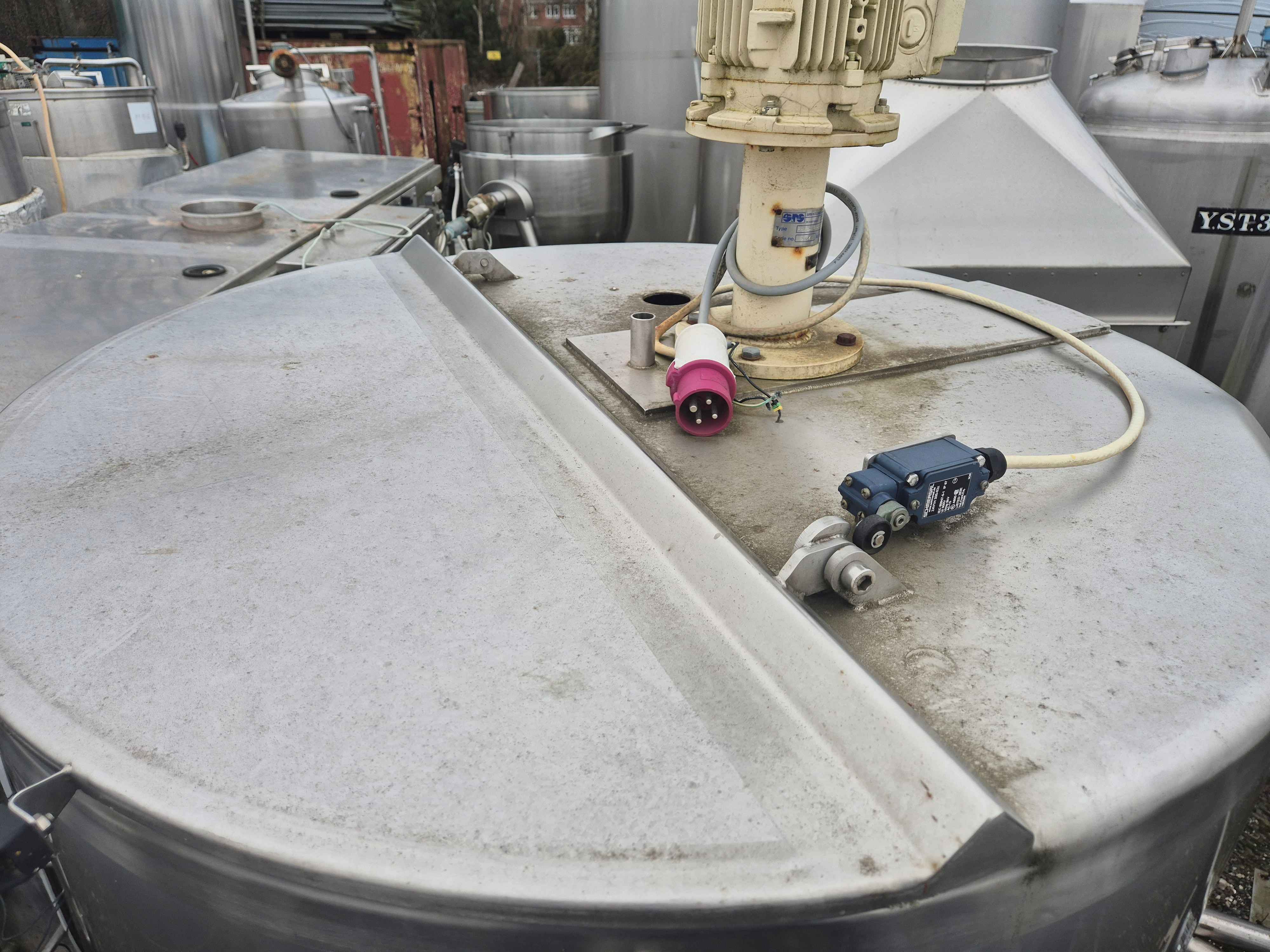 Used 2004 SRS MIx Technology 1200 Litre Stainless Steel Single Skin Mix Tank