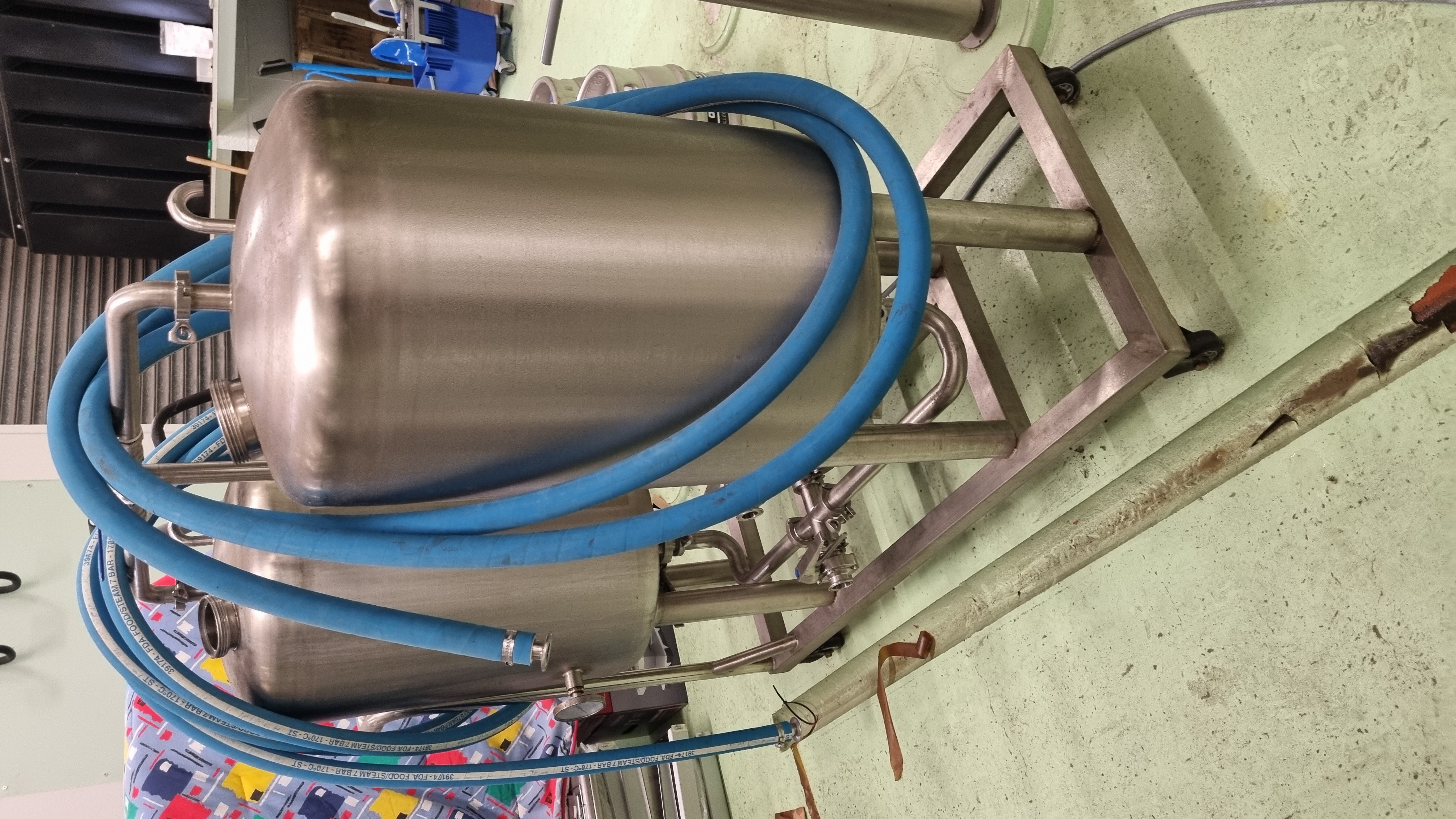 Used 2016 Complete 10 bbl Brewery with Fermenting Vessles and Steam Generator Jintan
