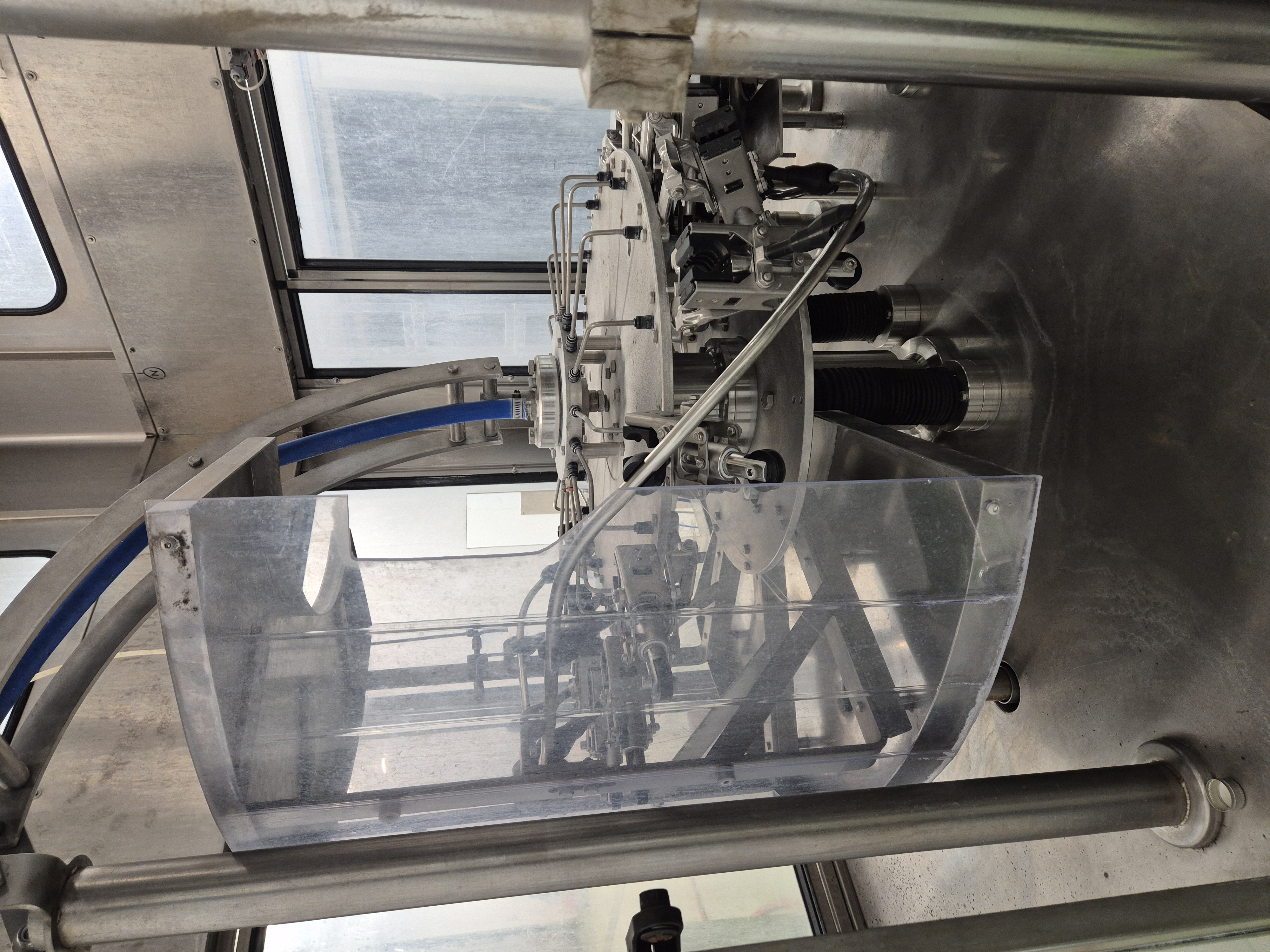 Used 2004  Filling systems E-ISO-G 16 16 4 Rotary Carbonated Glass Bottle Rinser Filler Capper