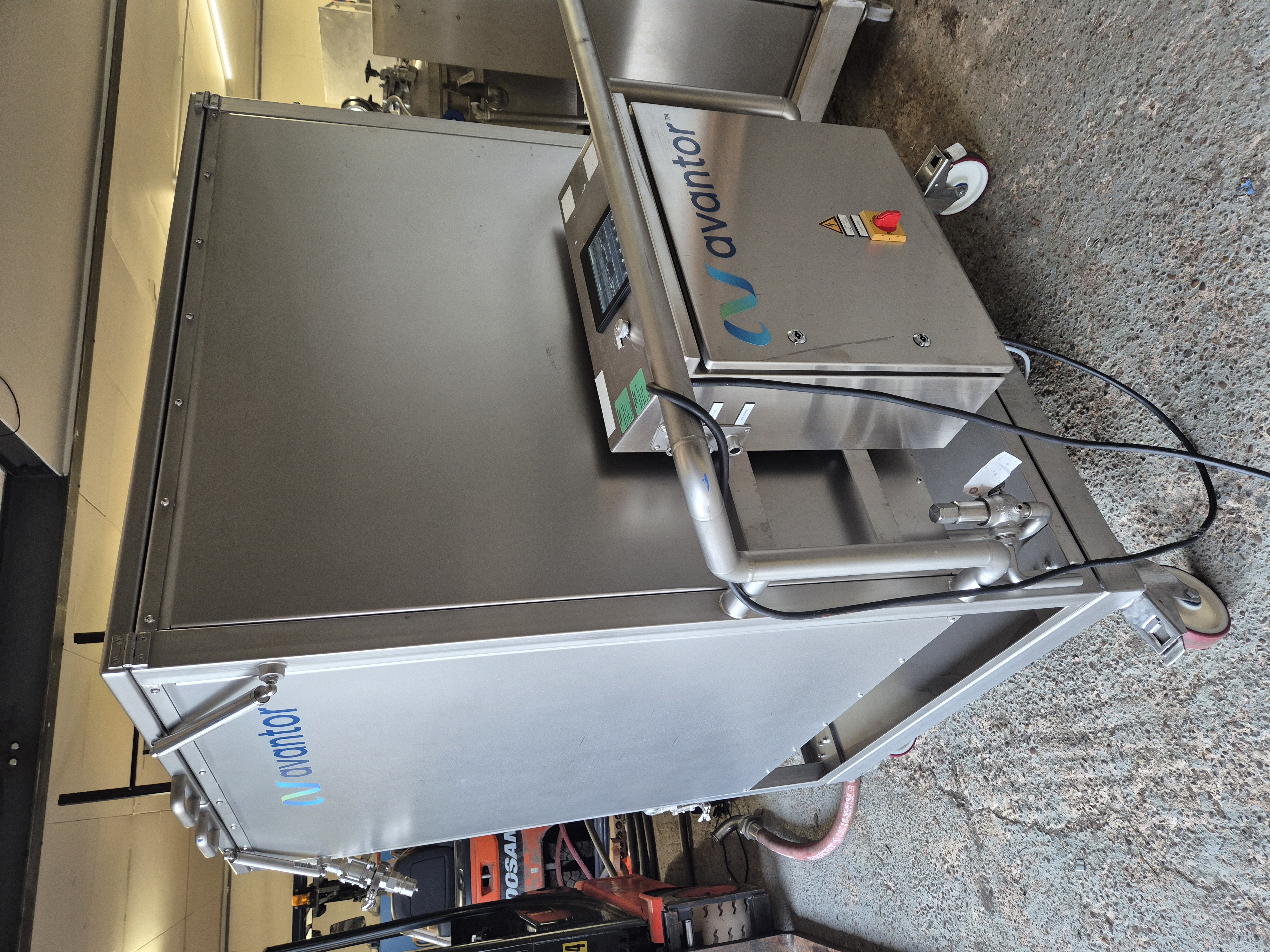 Used 2020 Avantor 1000 L Double Jacketed Mixing Container