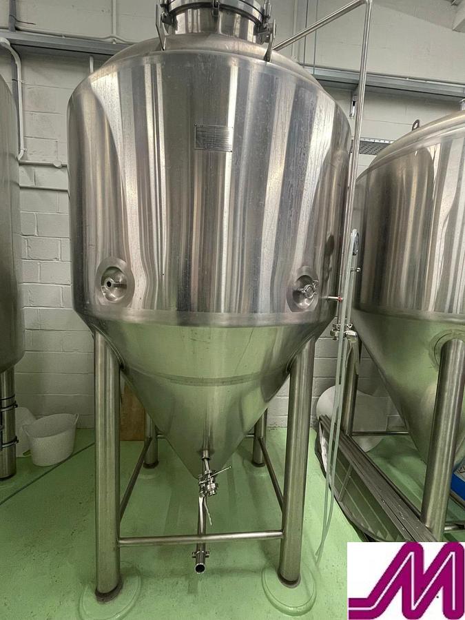 Used 2016 Complete 10 bbl Brewery with Fermenting Vessles and Steam Generator Jintan