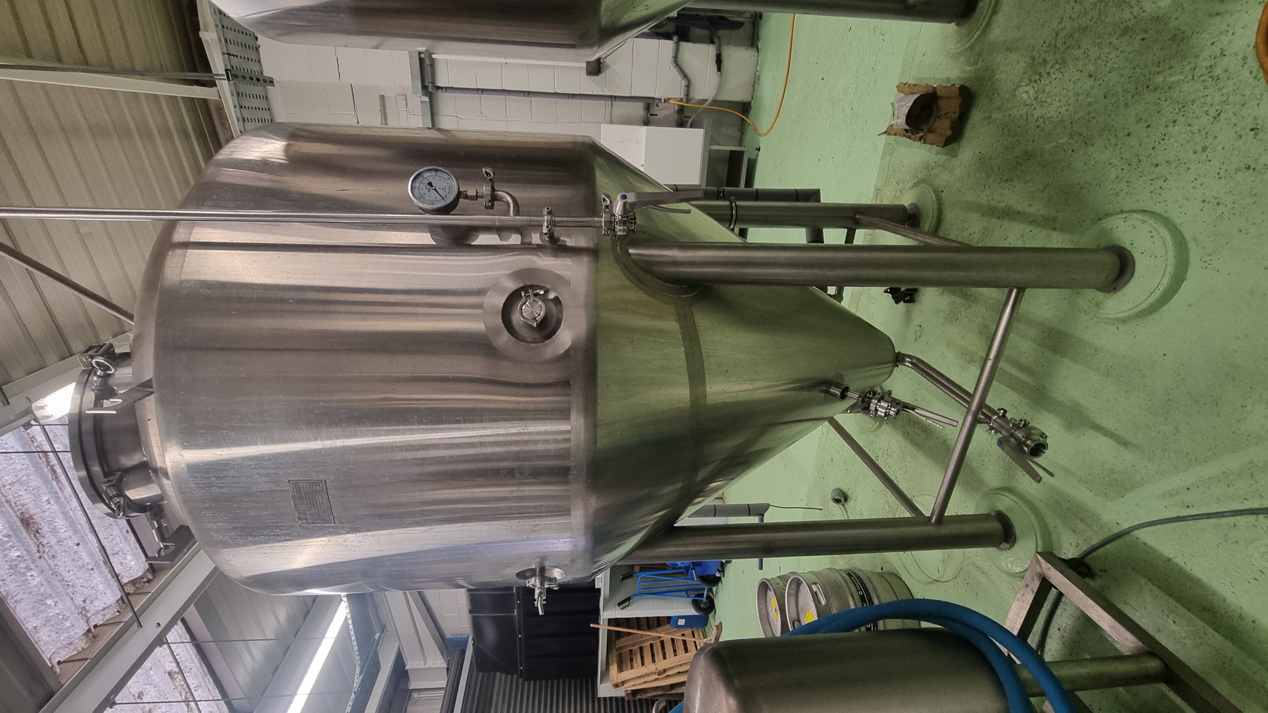 Used 2016 Complete 10 bbl Brewery with Fermenting Vessles and Steam Generator Jintan