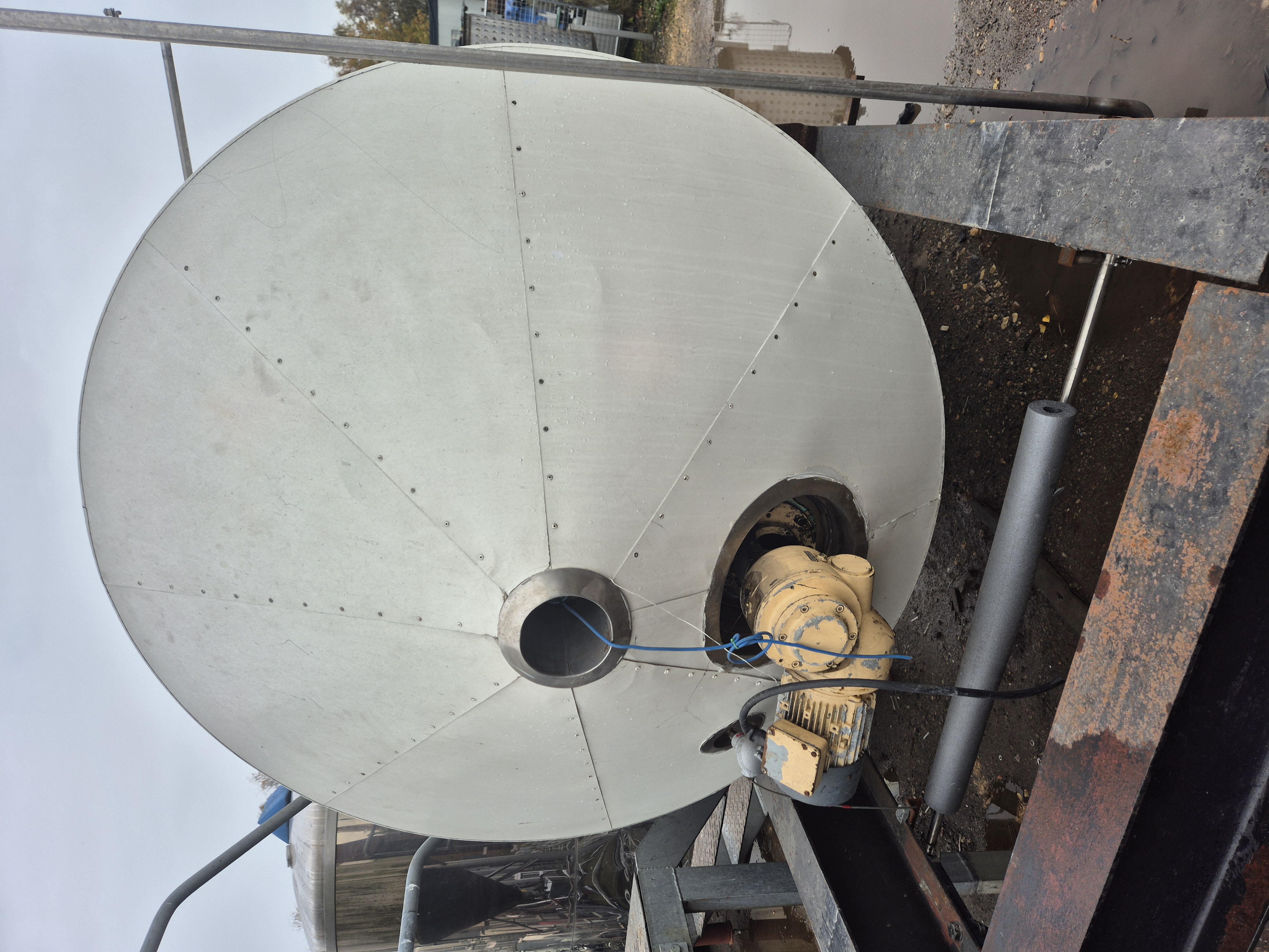 Used 30 Brl Horizontal Tank with Cooling Panels Mounted on Frame