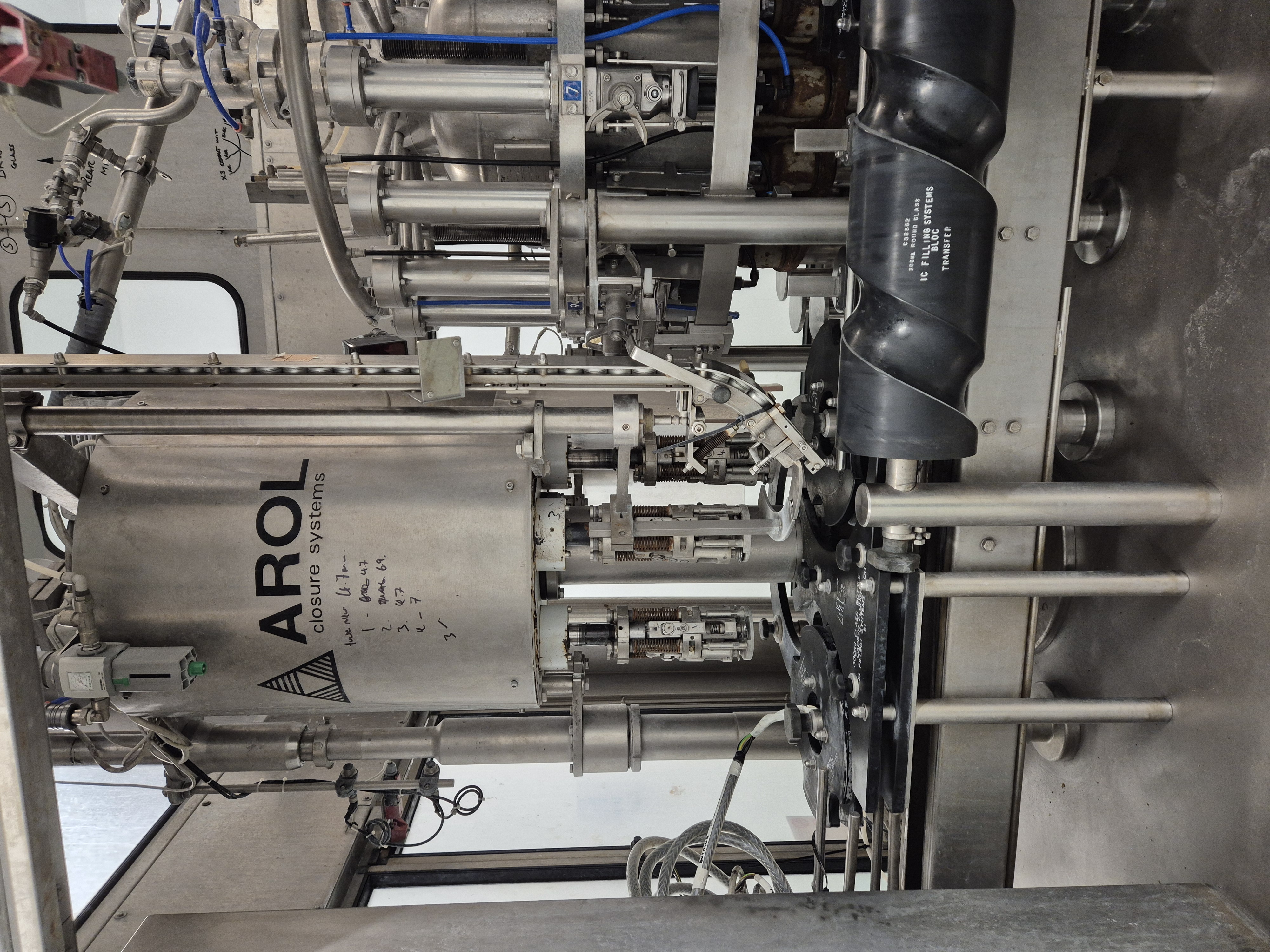 Used 2004  Filling systems E-ISO-G 16 16 4 Rotary Carbonated Glass Bottle Rinser Filler Capper