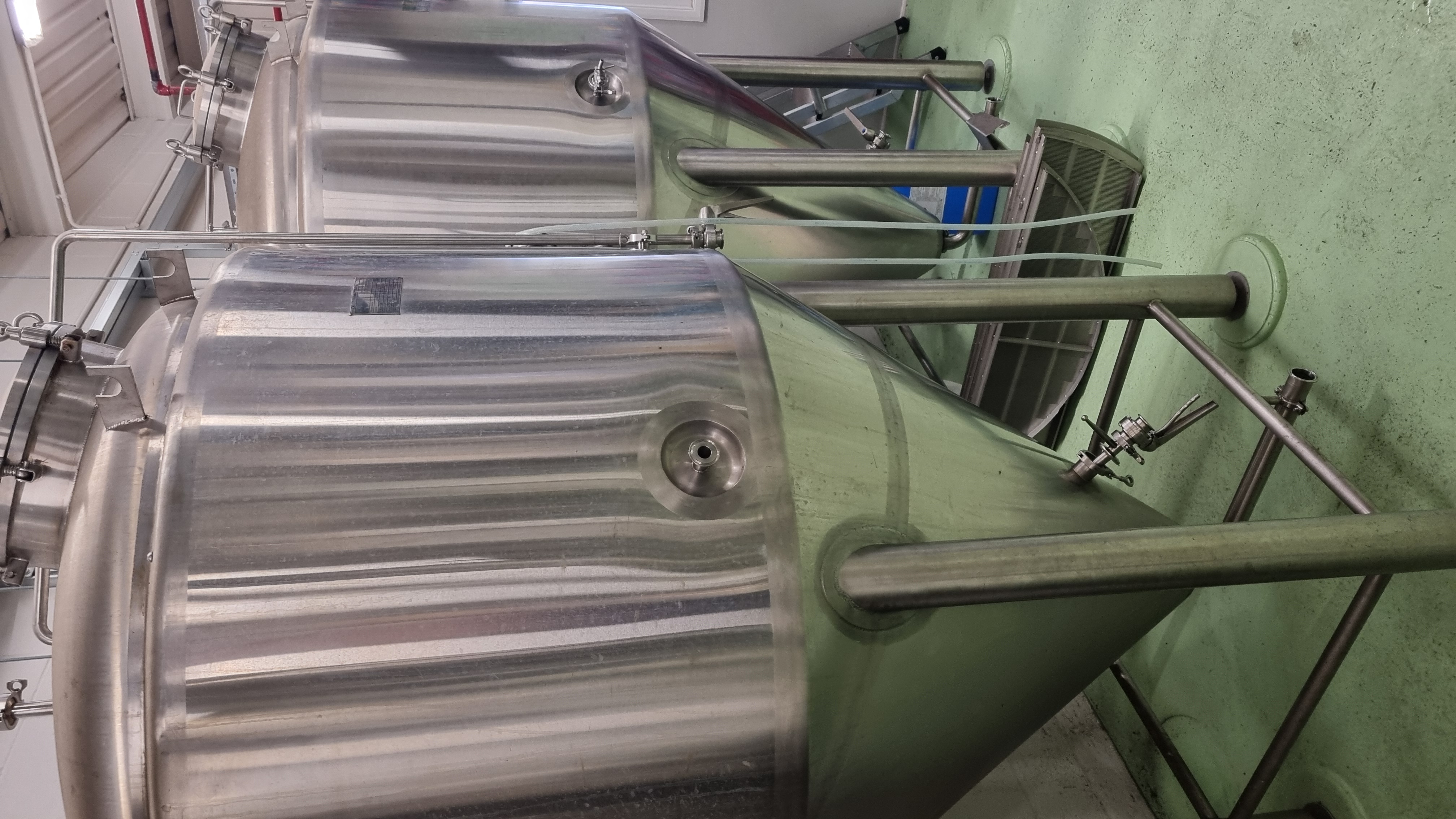 Used 2016 Complete 10 bbl Brewery with Fermenting Vessles and Steam Generator Jintan