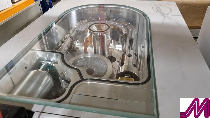 Used Varian CP-3800 Gas Chromatography with CP8400 Autosampler & Varian Saturn 2200 Mass Spectrometer