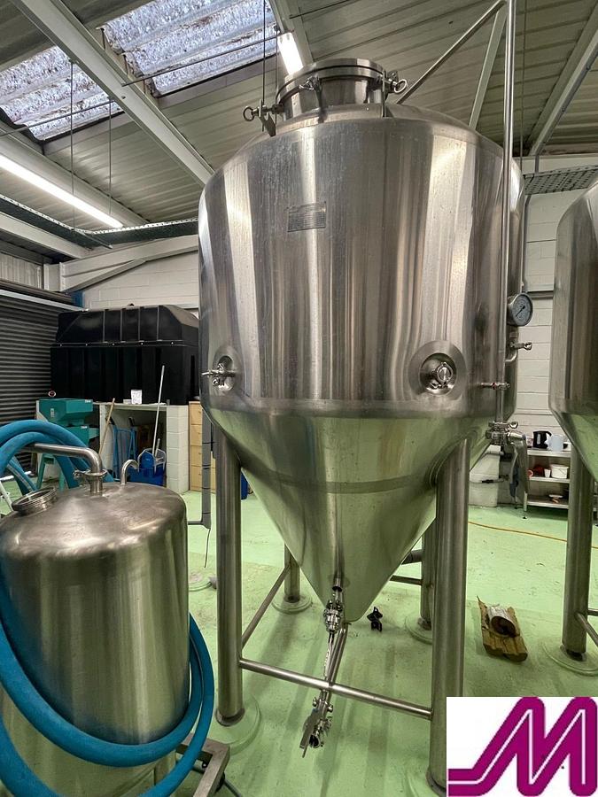 Used 2016 Complete 10 bbl Brewery with Fermenting Vessles and Steam Generator Jintan