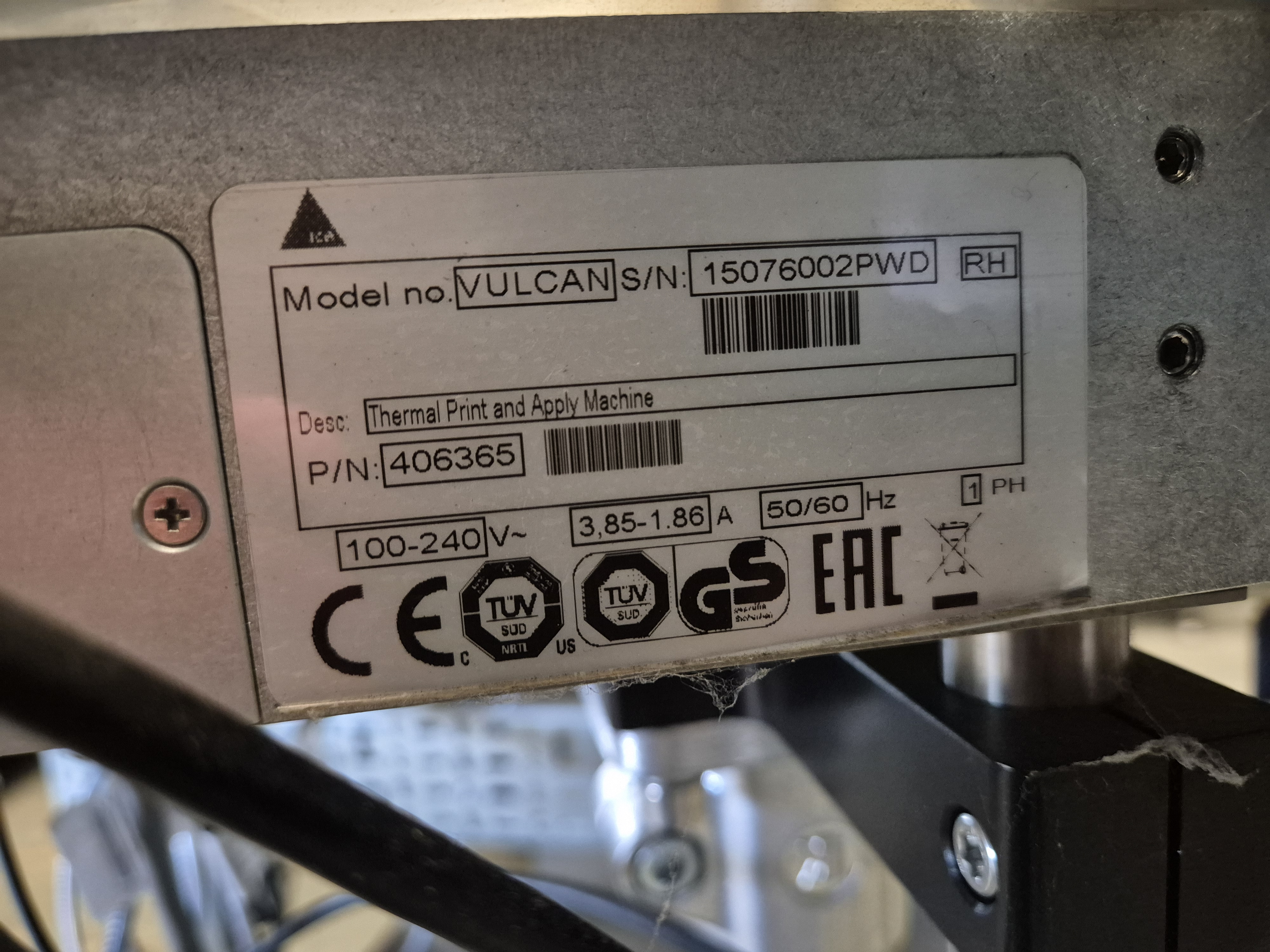 Used 2022 Vulcan  Automatic Print & Apply Thermal Box Labeller with Conveyor