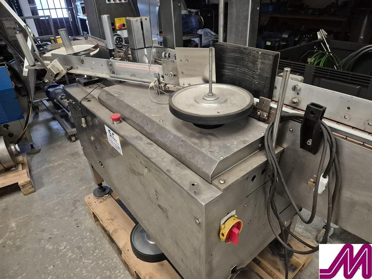 Used Newman 5FL automatic wraparound labelling machine