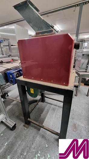 Used Alan Ruddock AR2000 Malt Mill