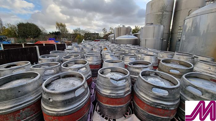 Used 9 Gallon Beer Casks