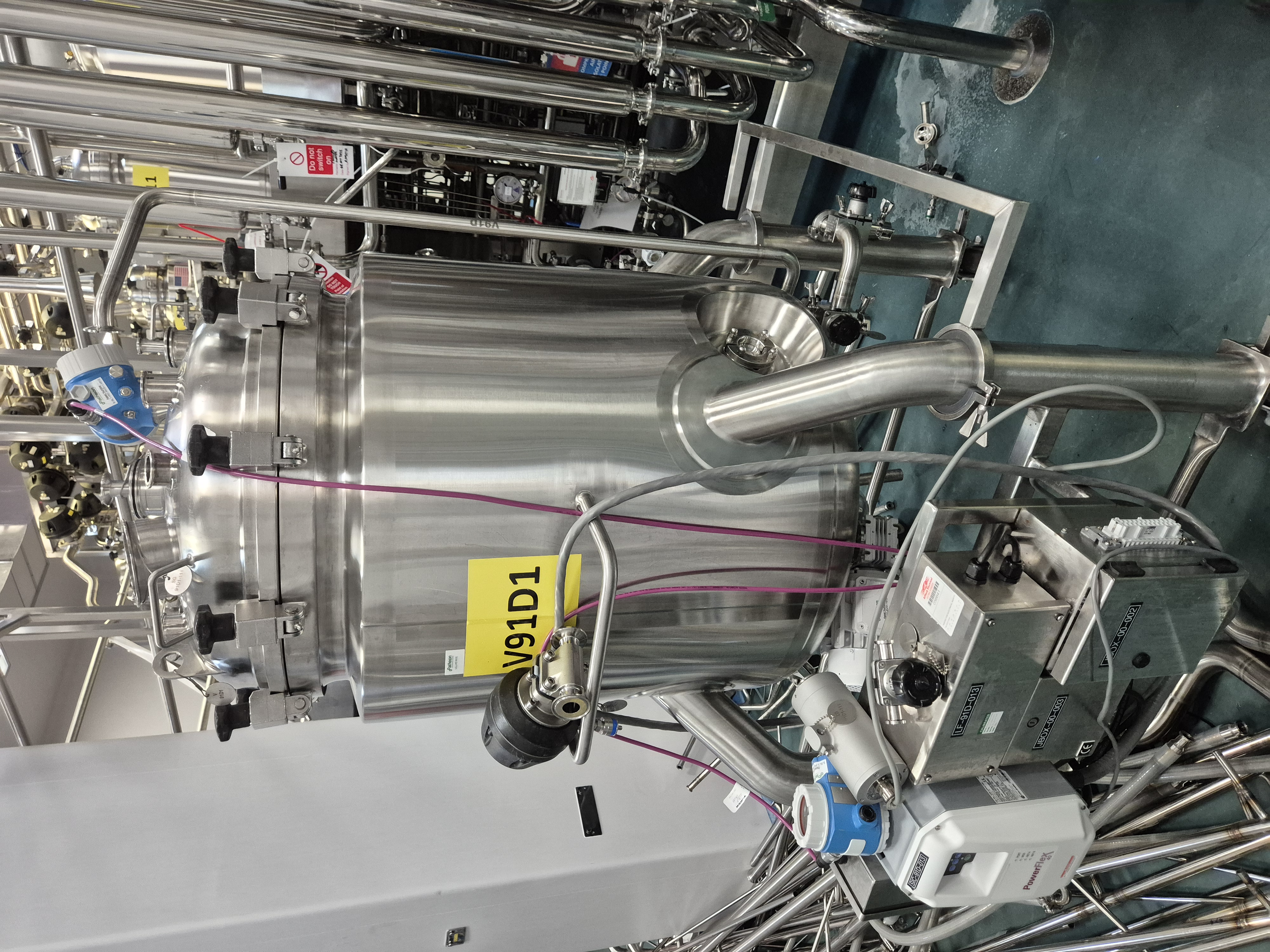 Used 2014 T&C Stainless 200 Litre Jacketed & Pressure Rated Transit Tank Pharmacutical Spec