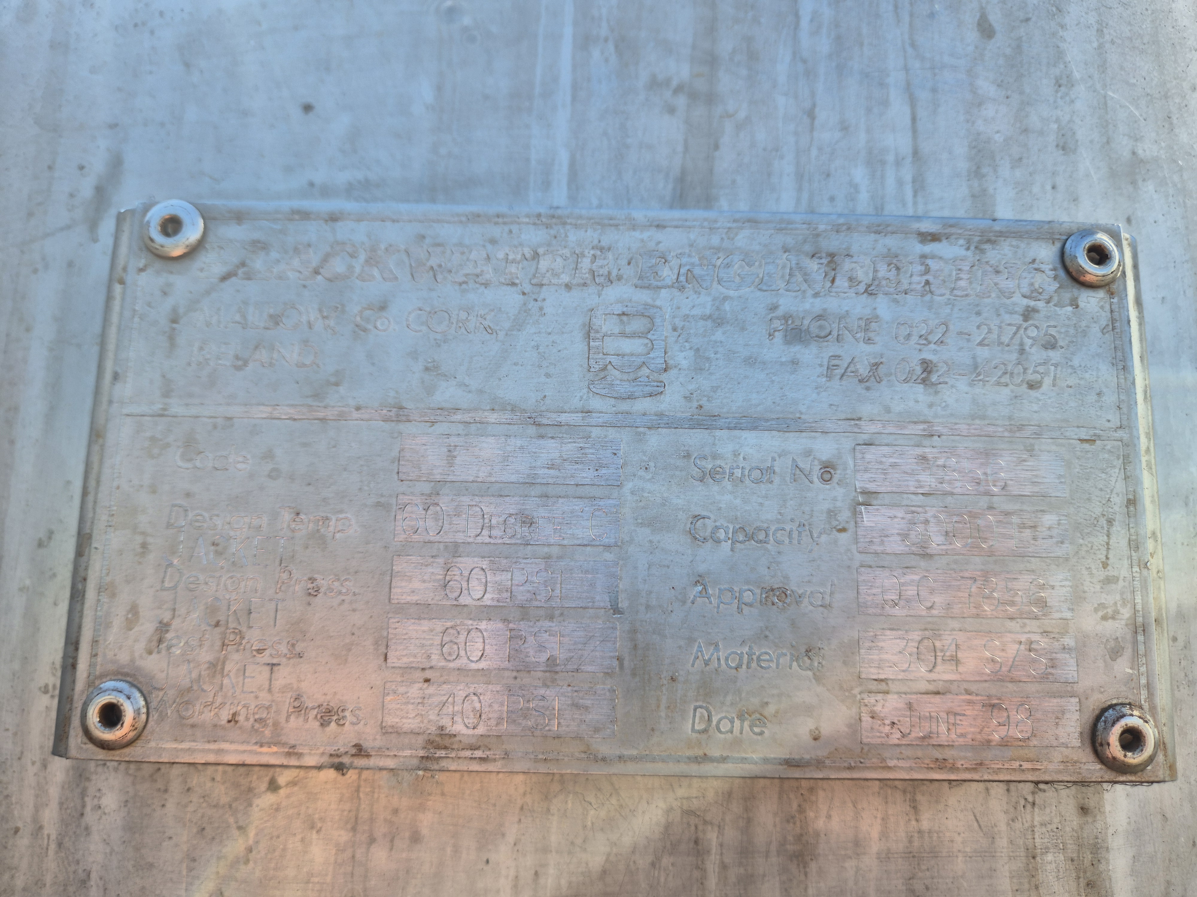 Used Blackwater Eng 3,000 Litre Stainless Steel Jacketed and Gate Agitated Tank with Control Panel