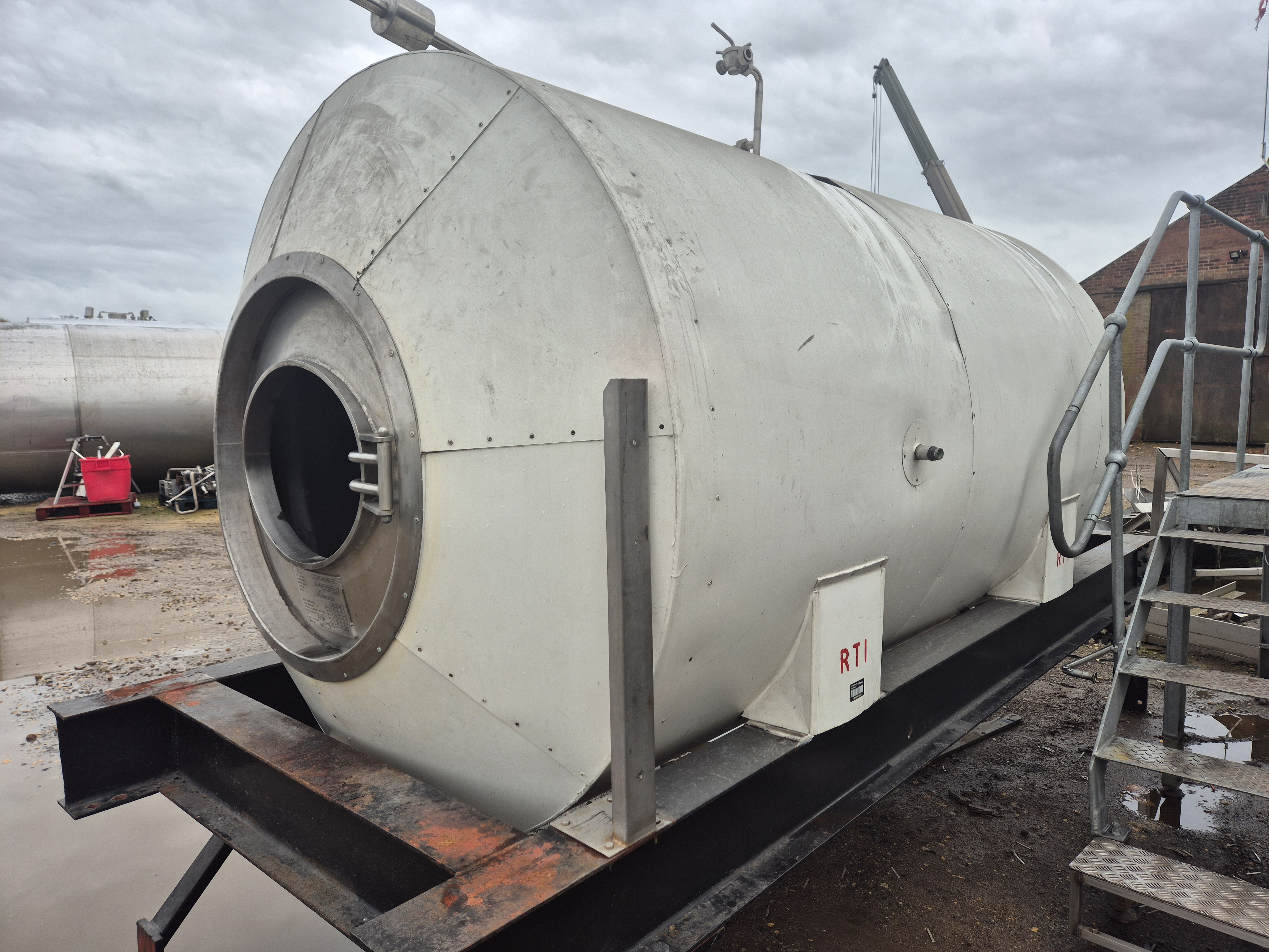 Used 30 Brl Horizontal Tank with Cooling Panels Mounted on Frame