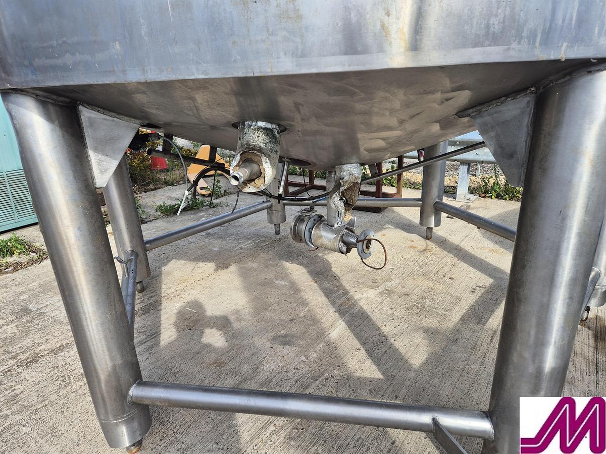 Used 25,000 Litre Stainless Steel Jacketed Mix Tank
