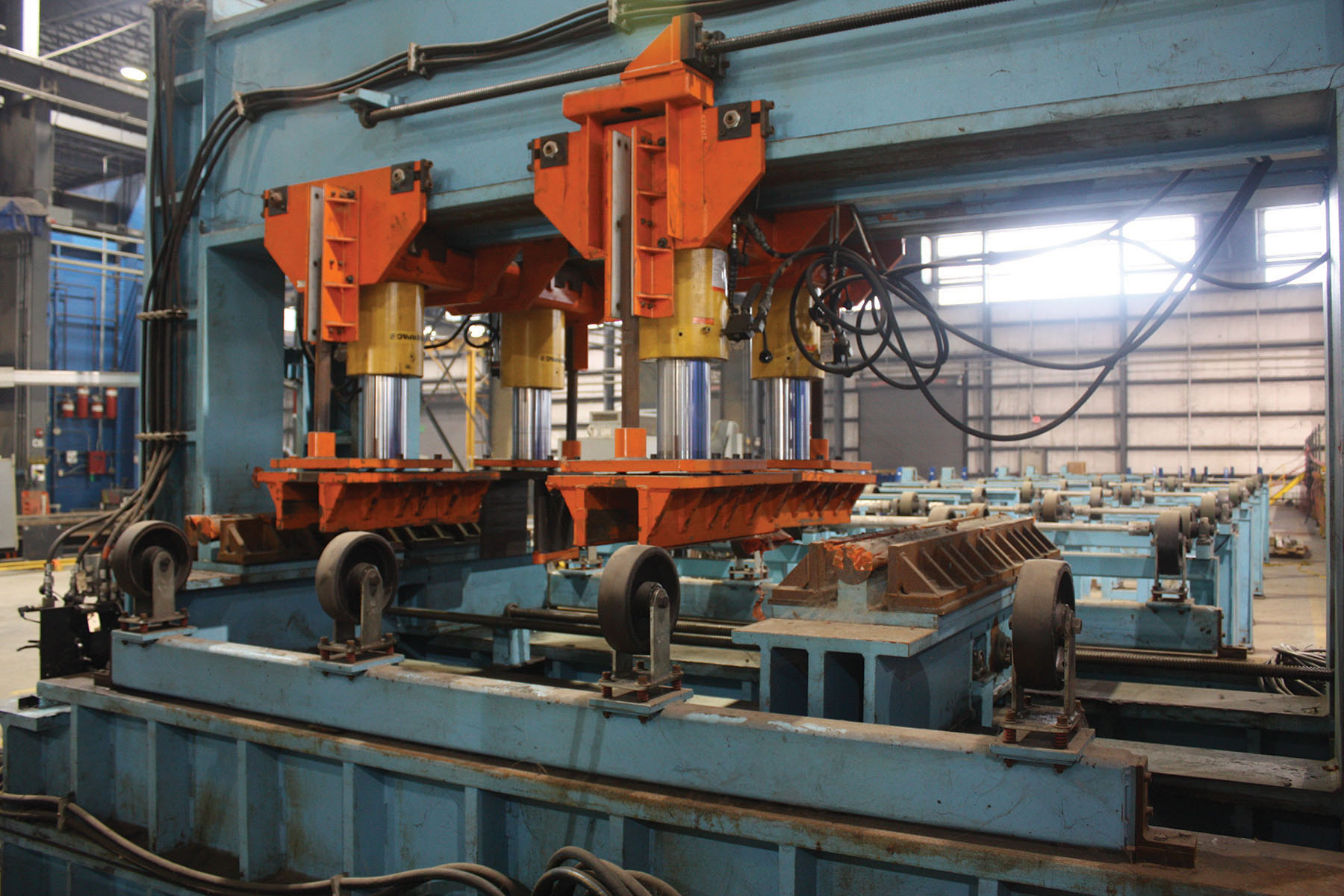 Used 320 Ton Easom / Enerpac  Hyd. Straightening / Dishing / Panel Press