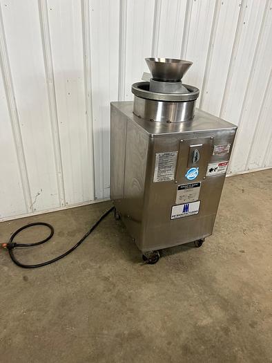 Used AM Manufacturing R-900