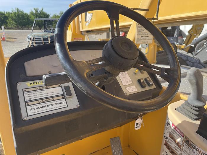 Used 2001 Pettibone T8044